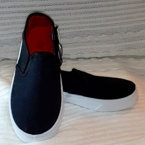 Black Slip Ons Toddler Size 12 🏷 NWT